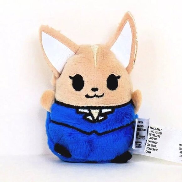Aggretsuko Cutie Beans Series 1 - Fenneko with Clip Case - Picture 1 of 6